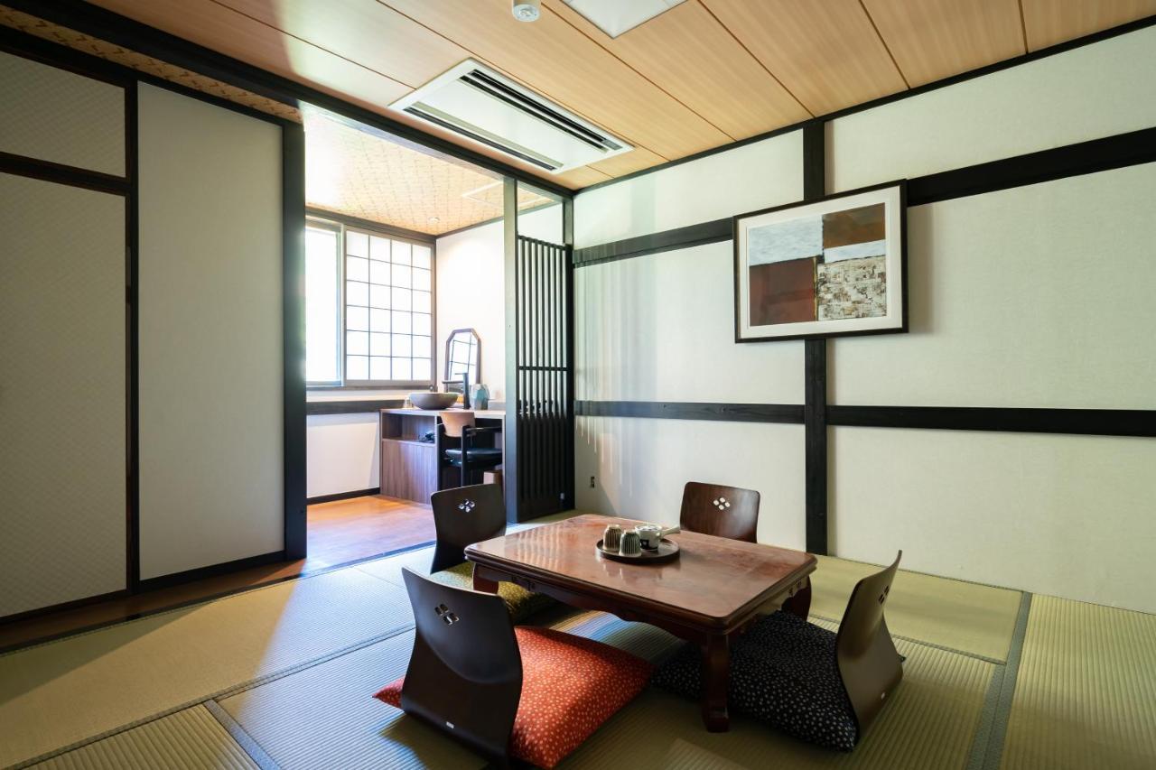 Onsen Guest House Tsutaya Hakone Bagian luar foto