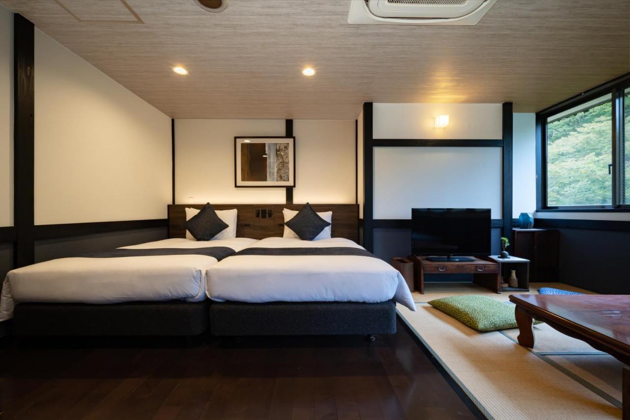 Onsen Guest House Tsutaya Hakone Bagian luar foto
